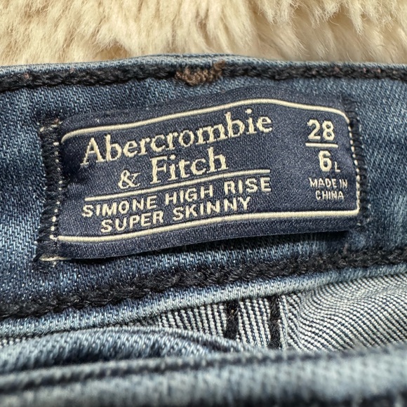 Abercrombie & Fitch Dark Blue Skinny Jeans - Picture 4 of 5